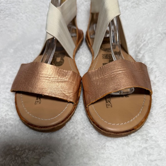 Sorel Ella Sandal Rose Gold Metallic Elastic Strap Flat Sandals Womens - Picture 5 of 8